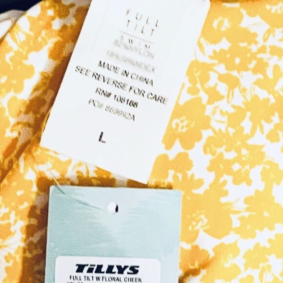 NEW Tilly’s Full Tilt Yellow Floral Print Bikini - Picture 6 of 9